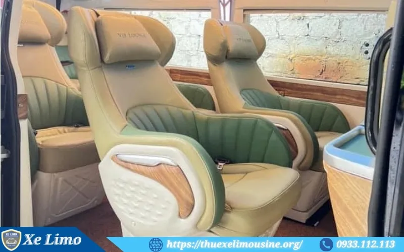 Thuê xe Limousine 9 chỗ đi Hồ Tràm